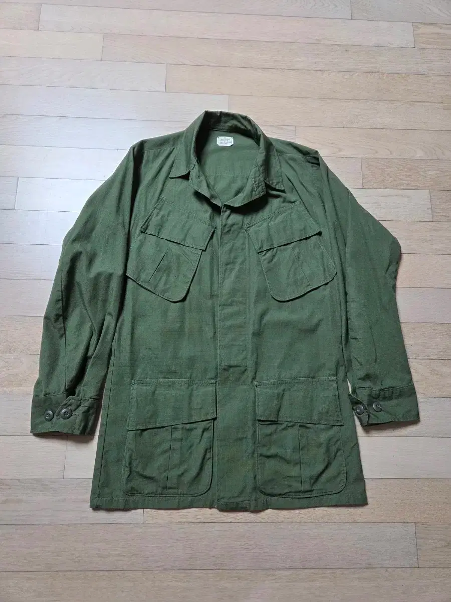 US Army Vietnam War Jungle Fatigue Jacket. XS.R. Excellent
